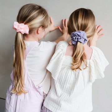 GIANT CHECKED SCRUNCHIE BLUE