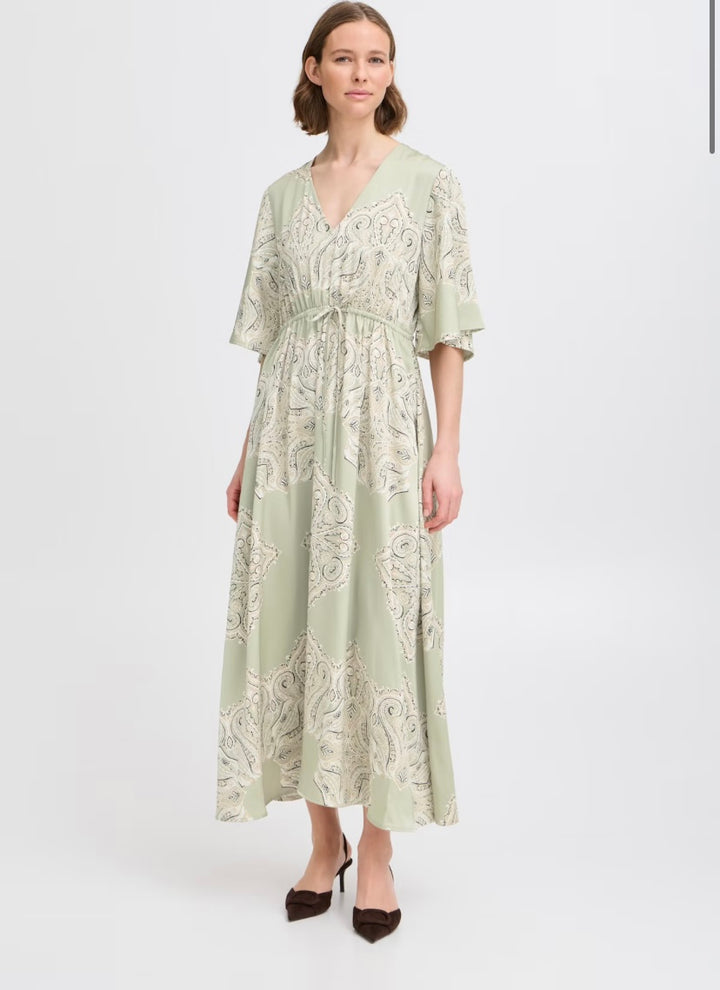 JANNIKE DRESS TEA PAISLEY MIX