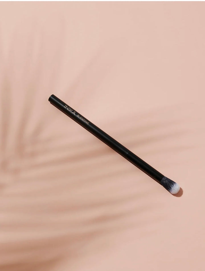 INIKA BLENDING BRUSH