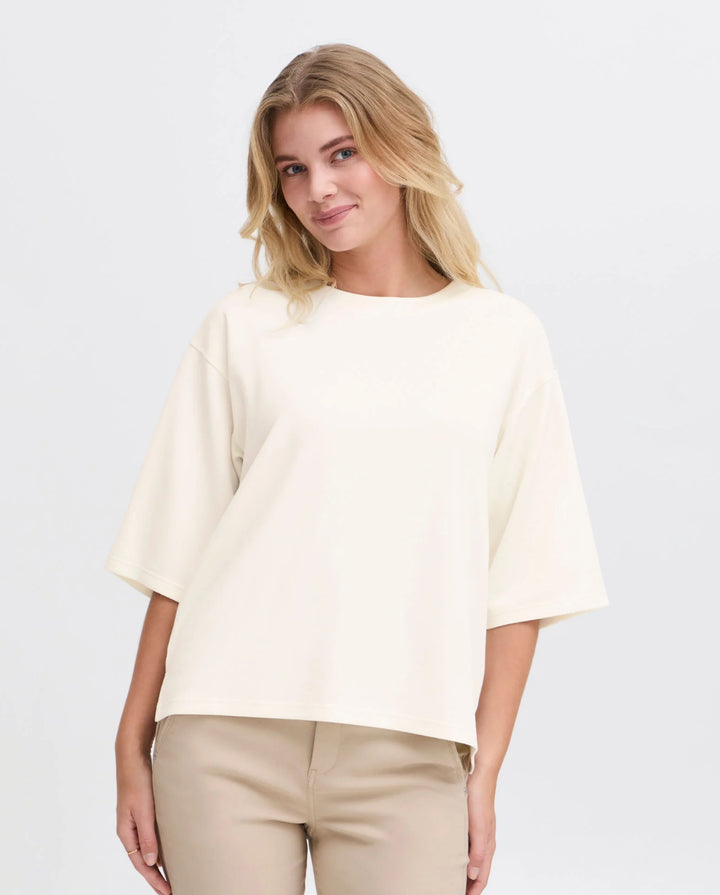 WHISPER WHITE AURORA PU 1 TOP