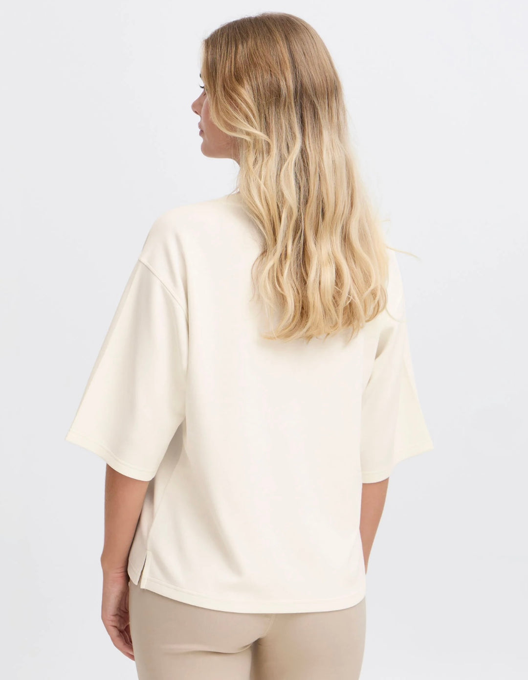 WHISPER WHITE AURORA PU 1 TOP