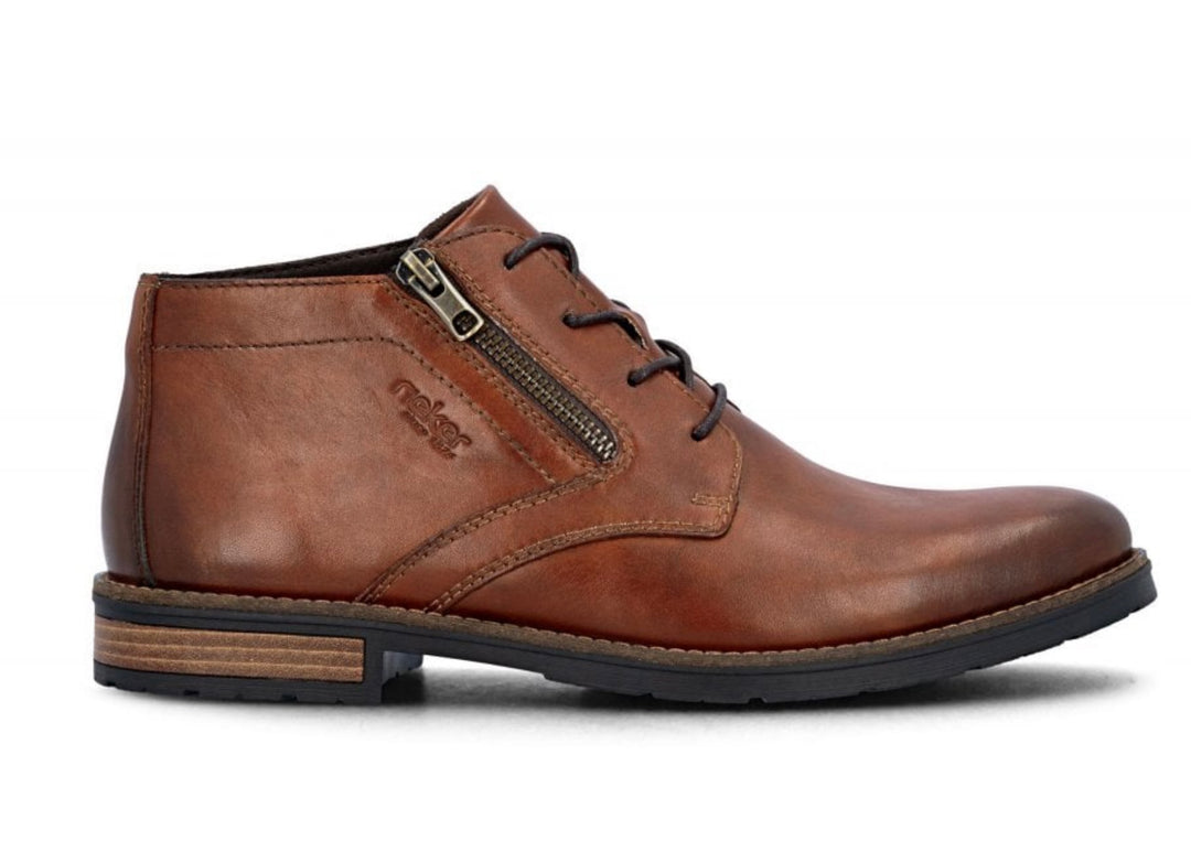 BROWN LEATHER BOOT