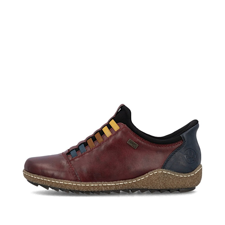 RED ELASTICATED SHOE