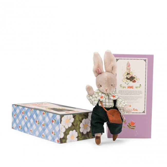 LES MINOUCHKAS NINE THE RABBIT