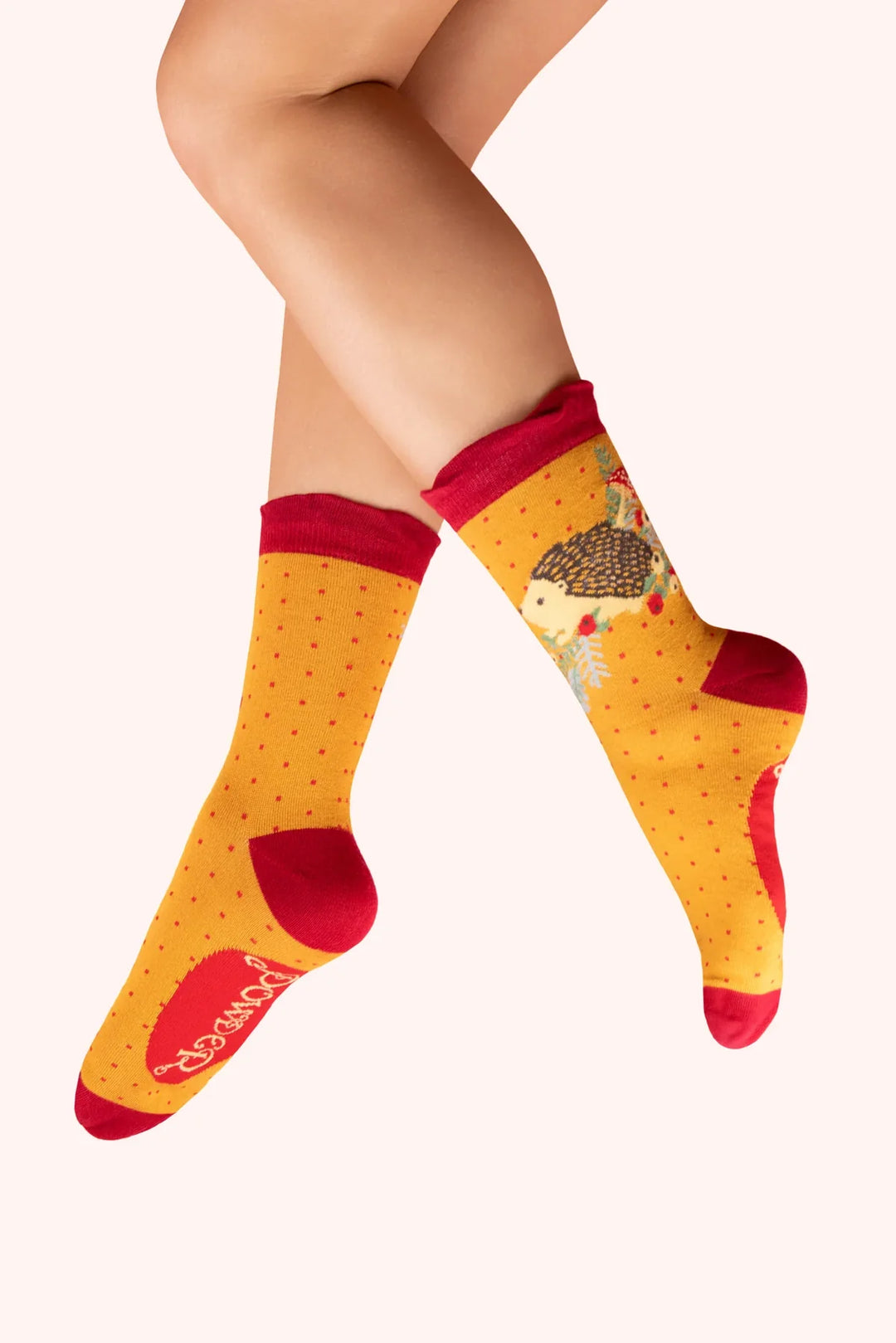 ANKLE SOCK NESTING HEDGEHOG MUSTARD