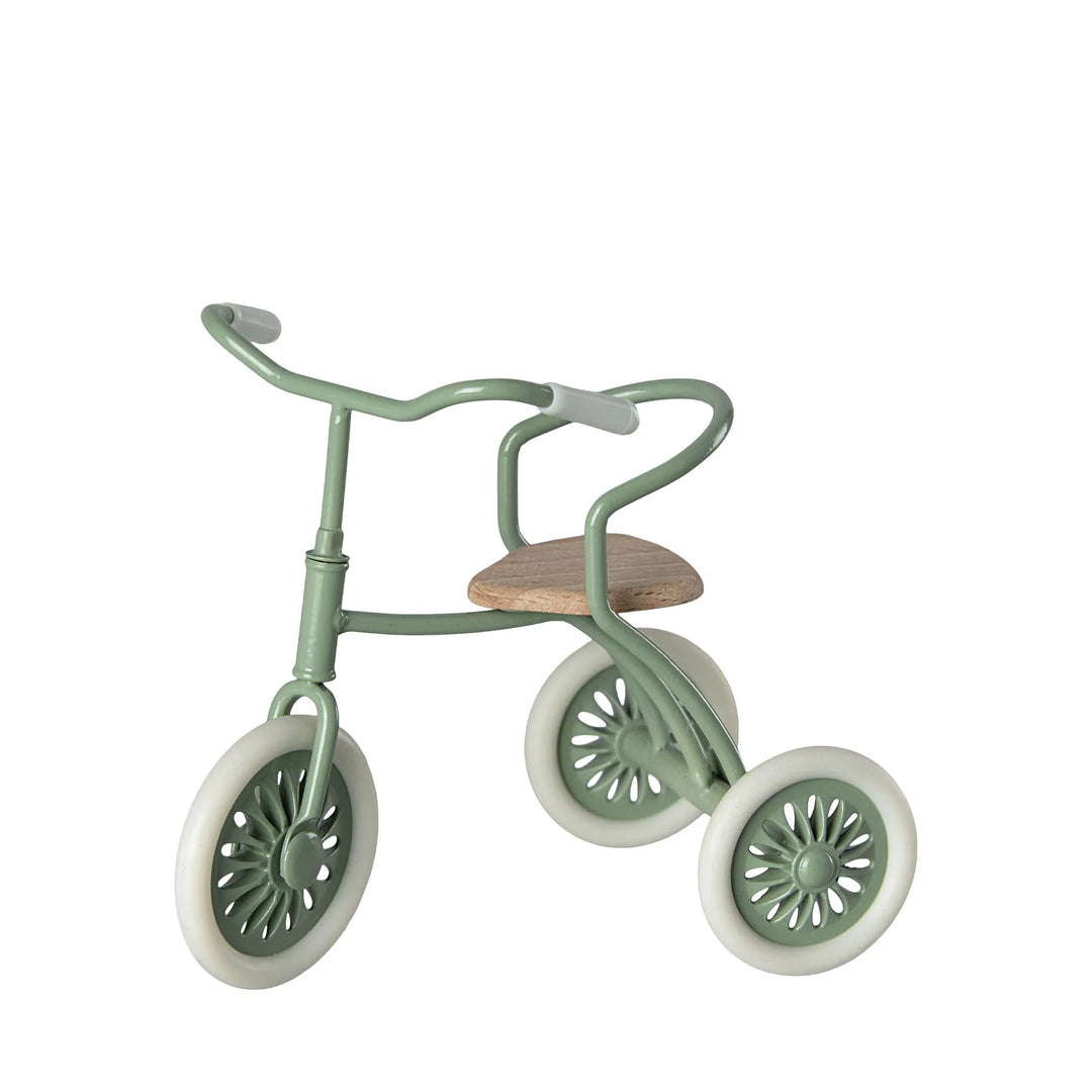 GREEN TRICYCLE