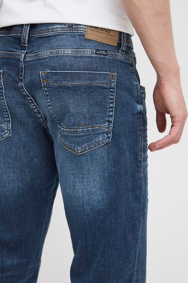 MID BLUE DENIM TWISTER SLIM REGULAR FIT JEAN