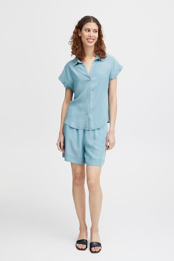 LIGHT BLUE DENIM LANA SHORT SLEEVED SHIRT