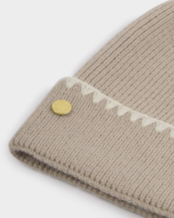 WHIPSTITCH KNITTED HAT TAUPE