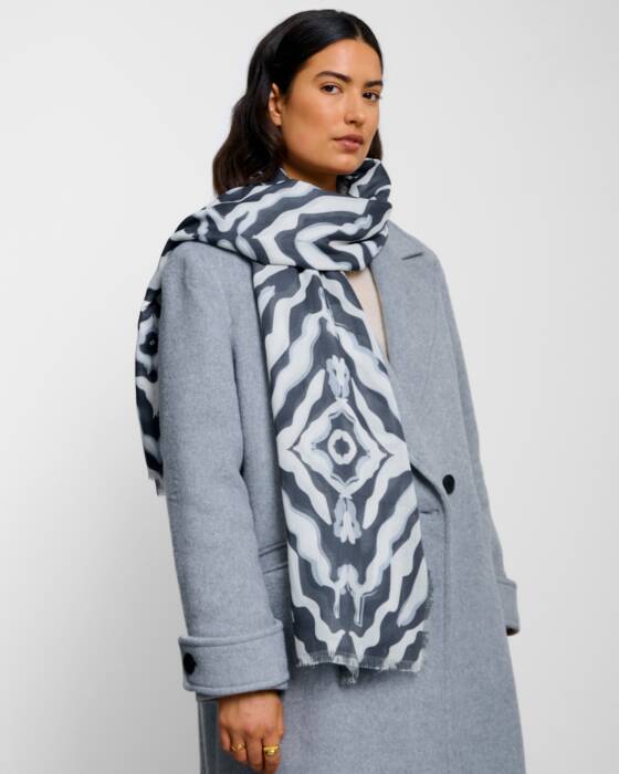 KALEIDOSCOPE PRINT SCARF NAVY