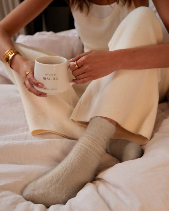GIFT BOXED SNUG FLUFFY SOCKS TAUPE