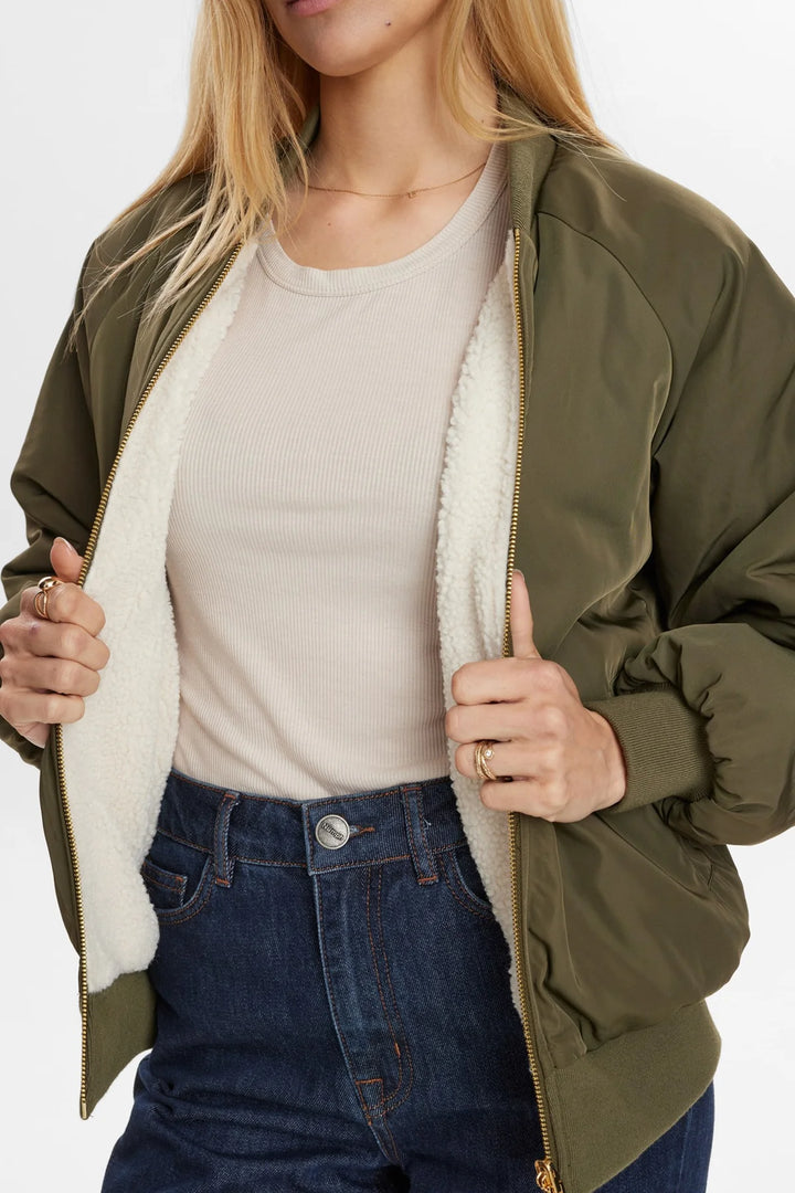 GRAPE LEAF ETERA REVERSIBLE JACKET