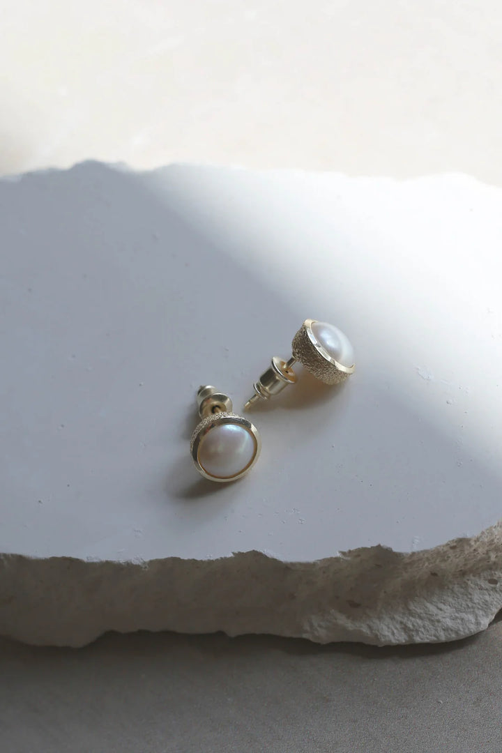 GOLD ROYAL EARRINGS
