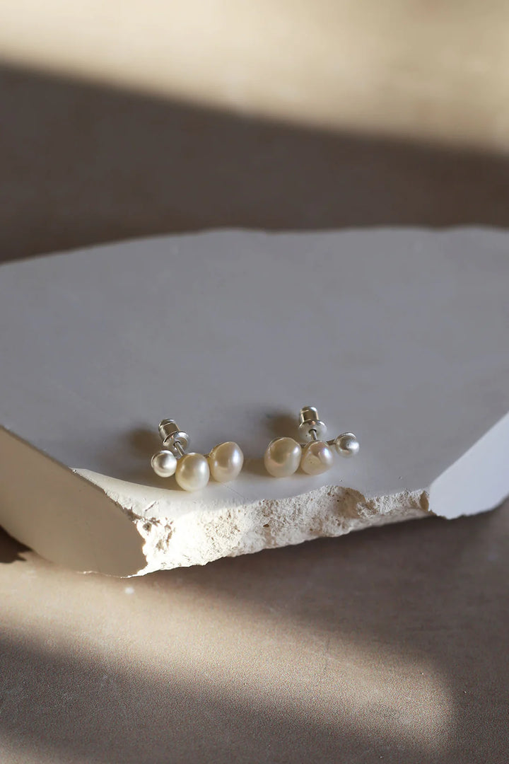 SILVER SERENE EARRINGS