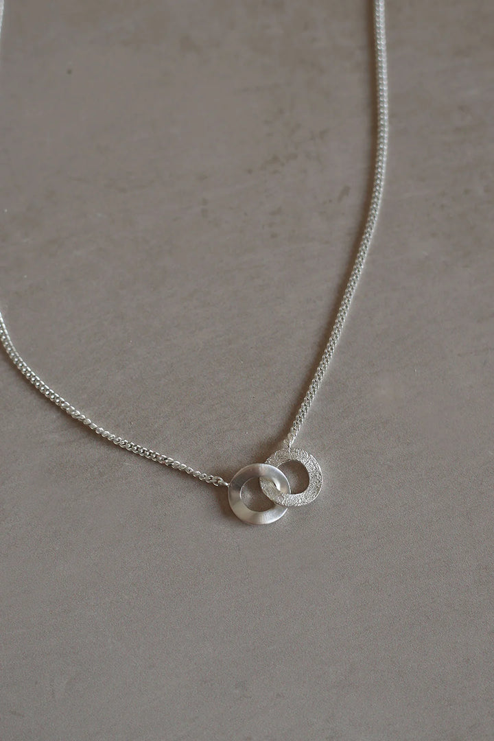 UNITY SILVER NECKLACE