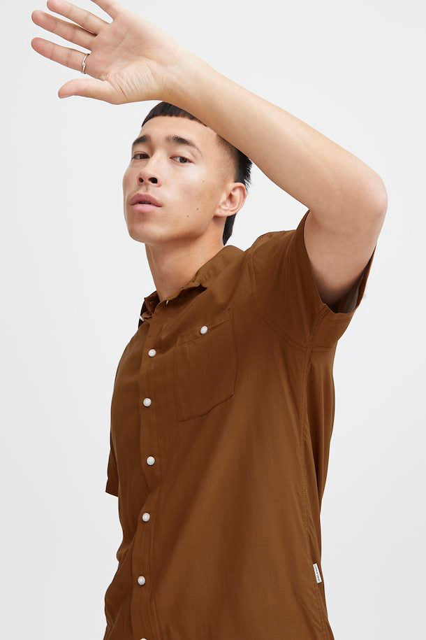 TOFFEE SHORT SLEEVED SHIRT
