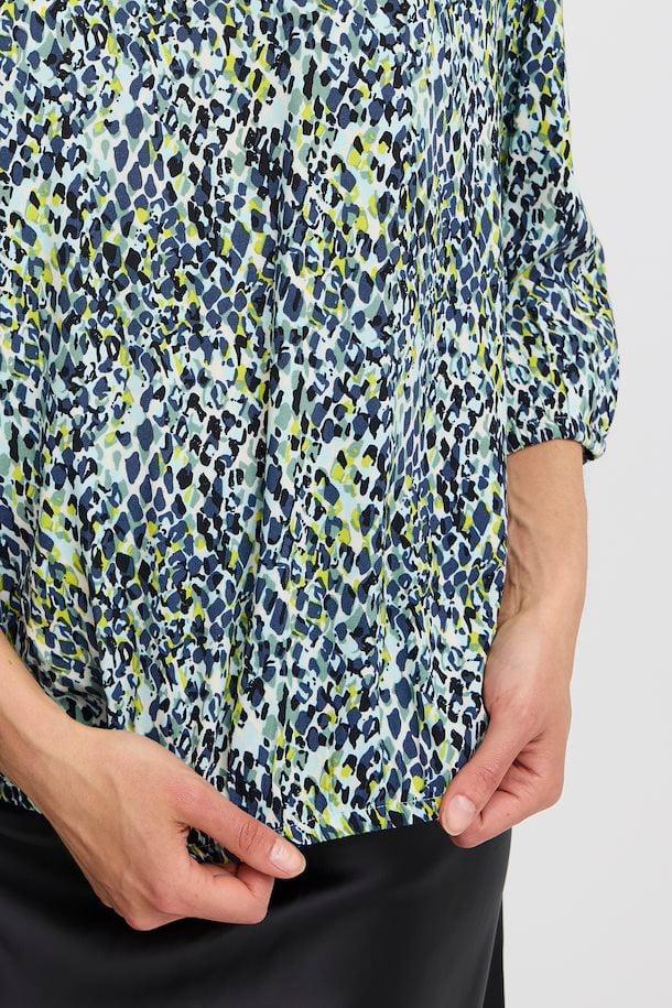 GREEN BAY PRINT FLOWY BLOUSE