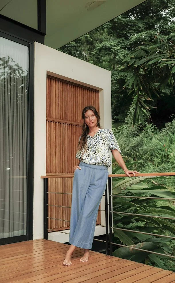 MID BLUE DENIM EVELYN TROUSER