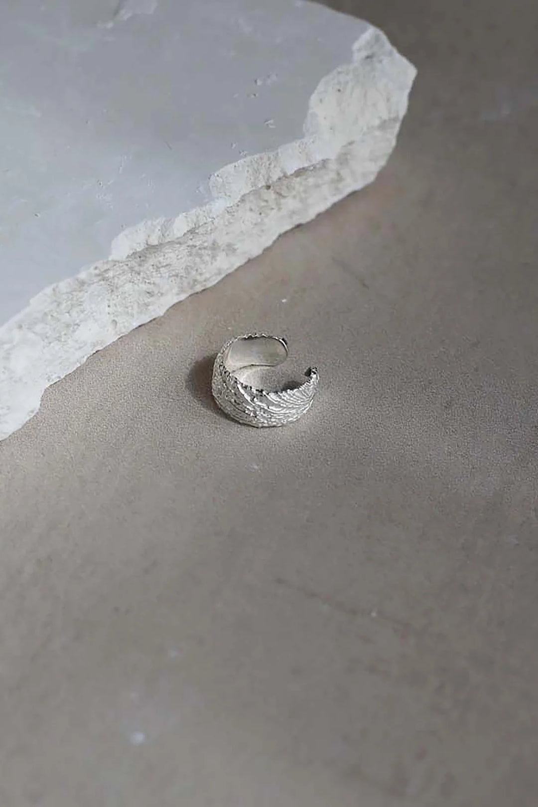 ARCTIC EAR CUFF SILVER