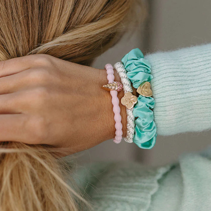 GOLD HEART MINT SILK SCRUNCHIE