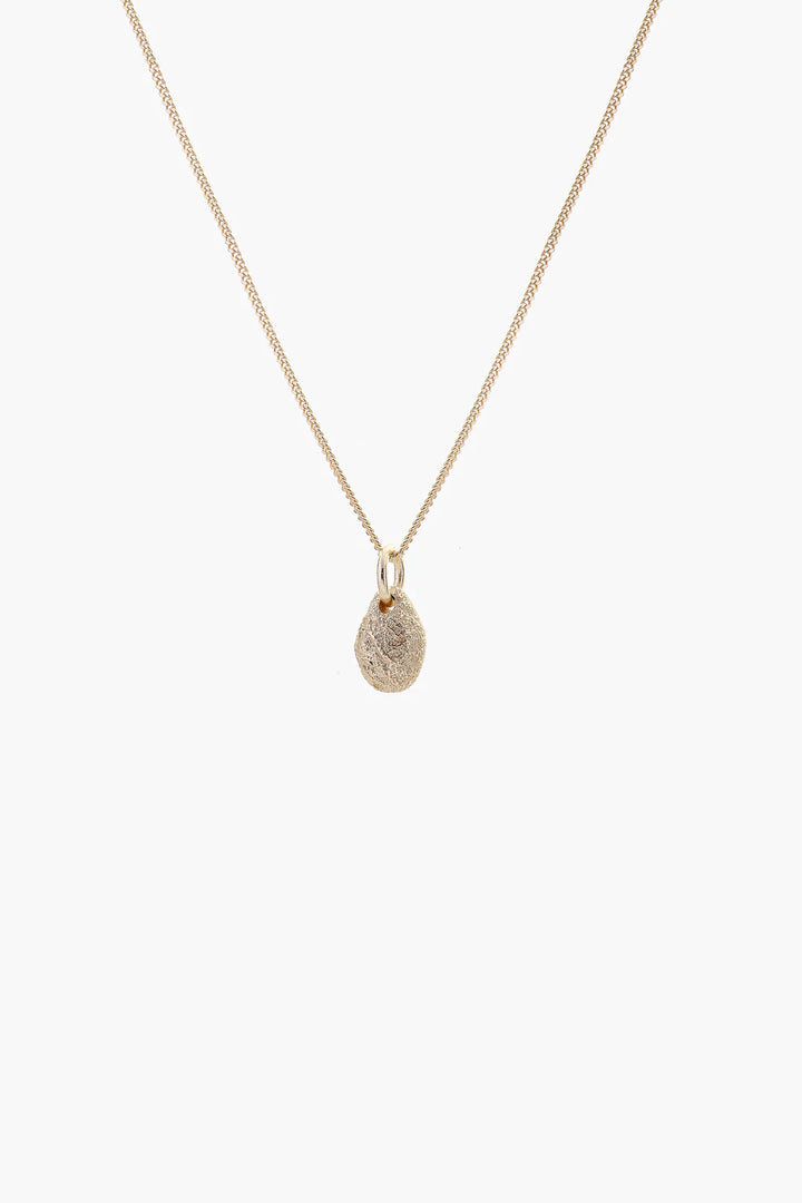 STILL GOLD NECKLACE