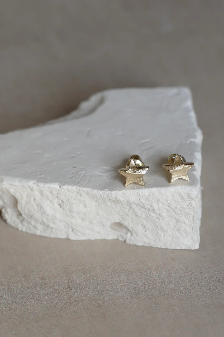 DISTANCE GOLD EARRINGS