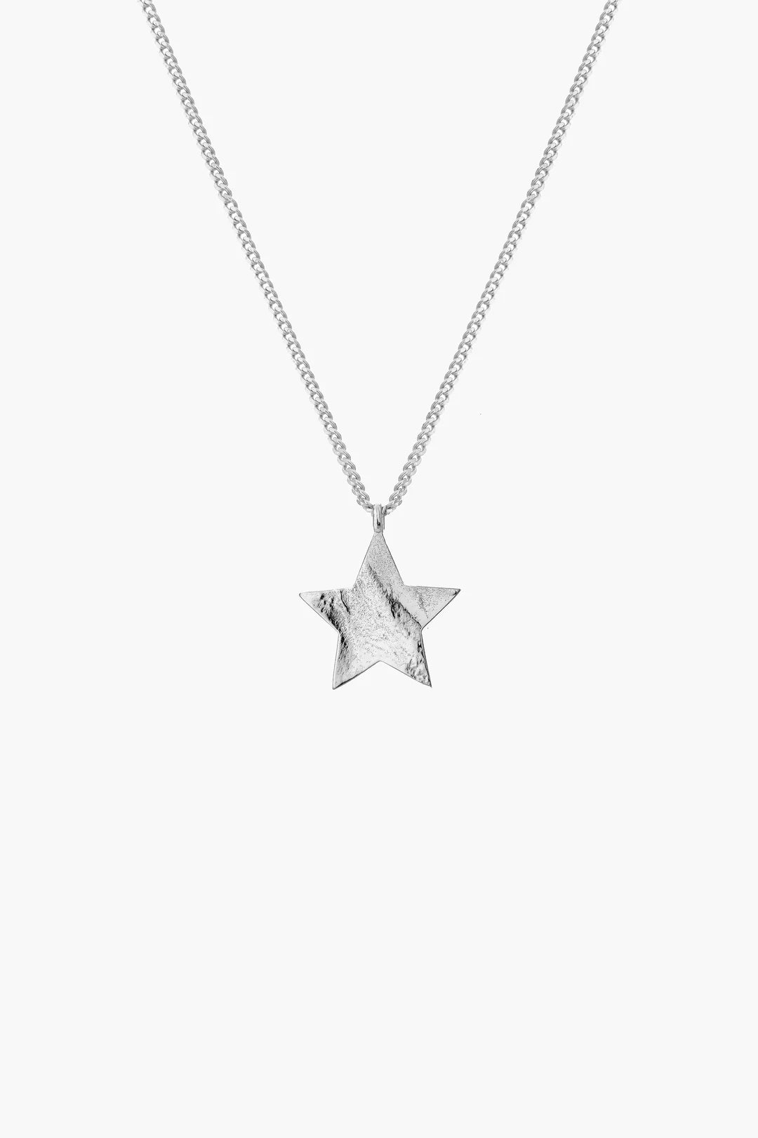 DISTANCE SILVER NECKLACE