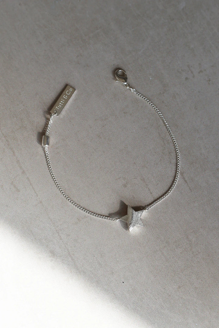 DISTANCE SILVER BRACELET