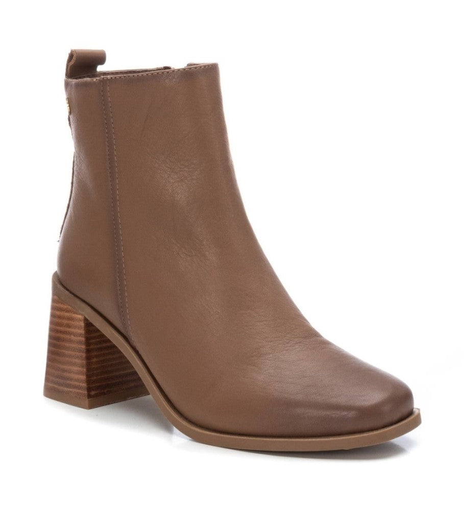 TAUPE LEATHER BLOCK HEEL ANKLE BOOT