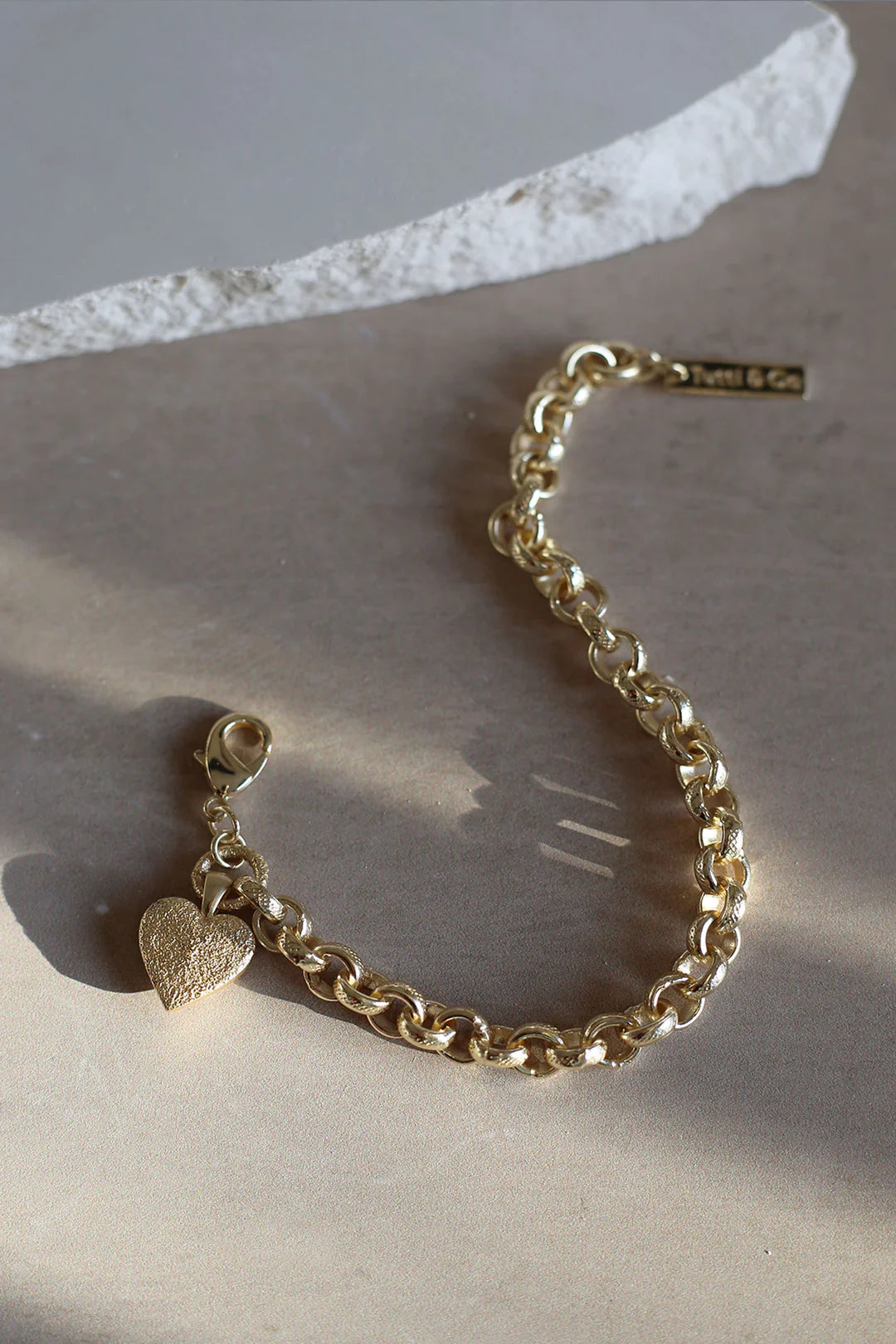 SOLACE GOLD HEART BRACELET