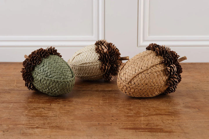 CREAM PINECONE & FABRIC ACORN