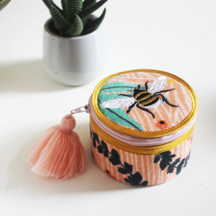 EDEN BOX WITH BEE DESIGN
