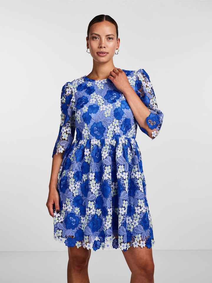 VISTA BLUE LACEDAZE DRESS