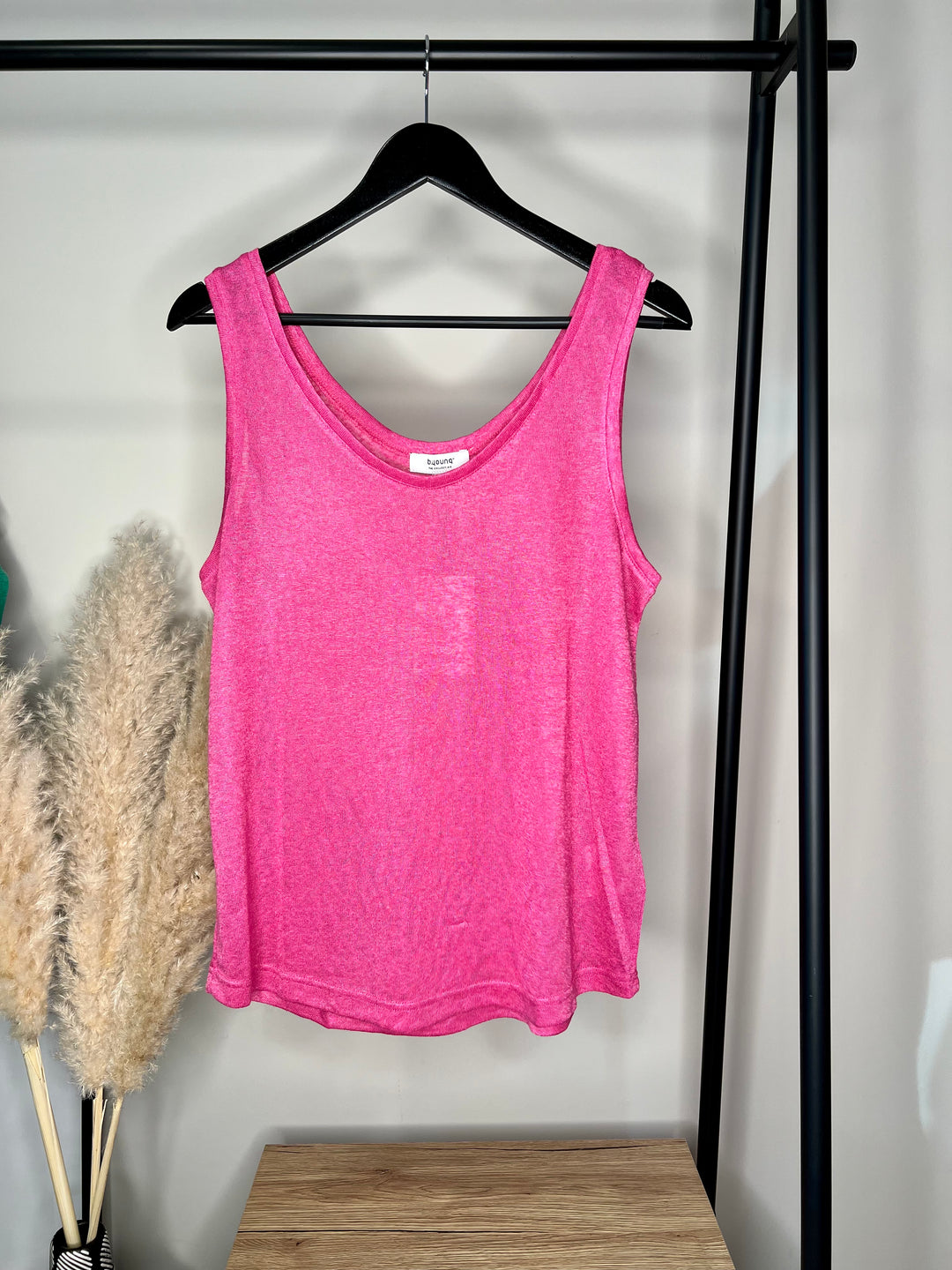 RASPBERRY PINK SAKIA VEST TOP
