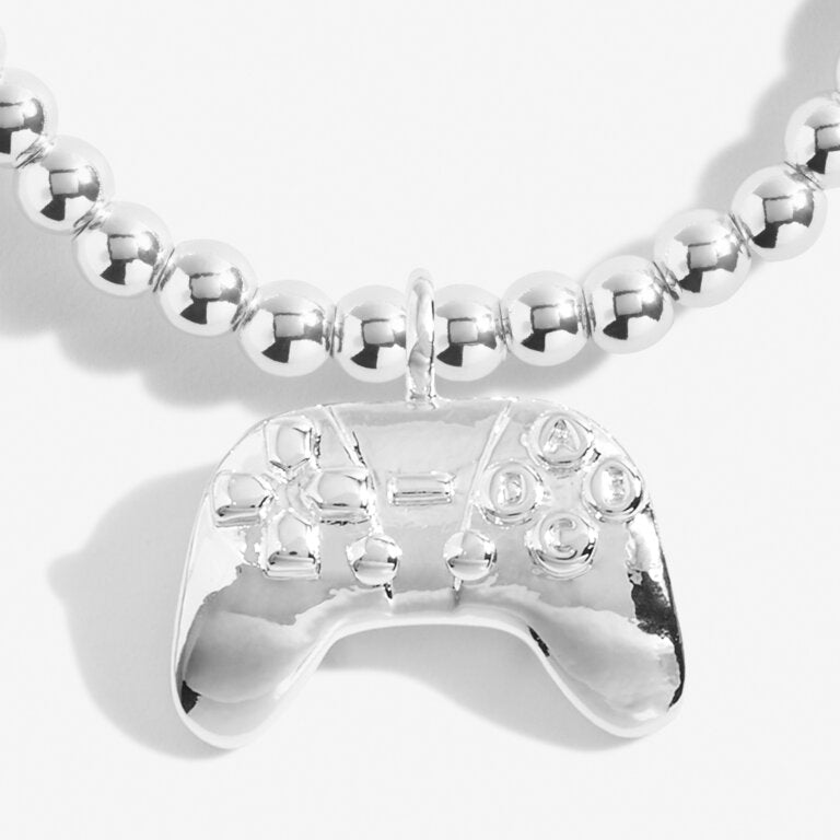 A LITTLE ‘GIRL GAMER’ BRACELET