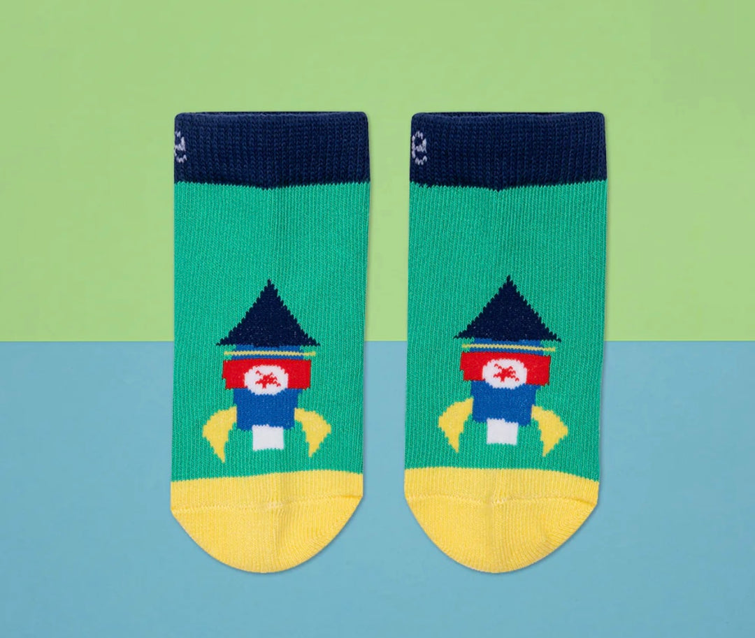 TO THE MOON & BACK SOCKS