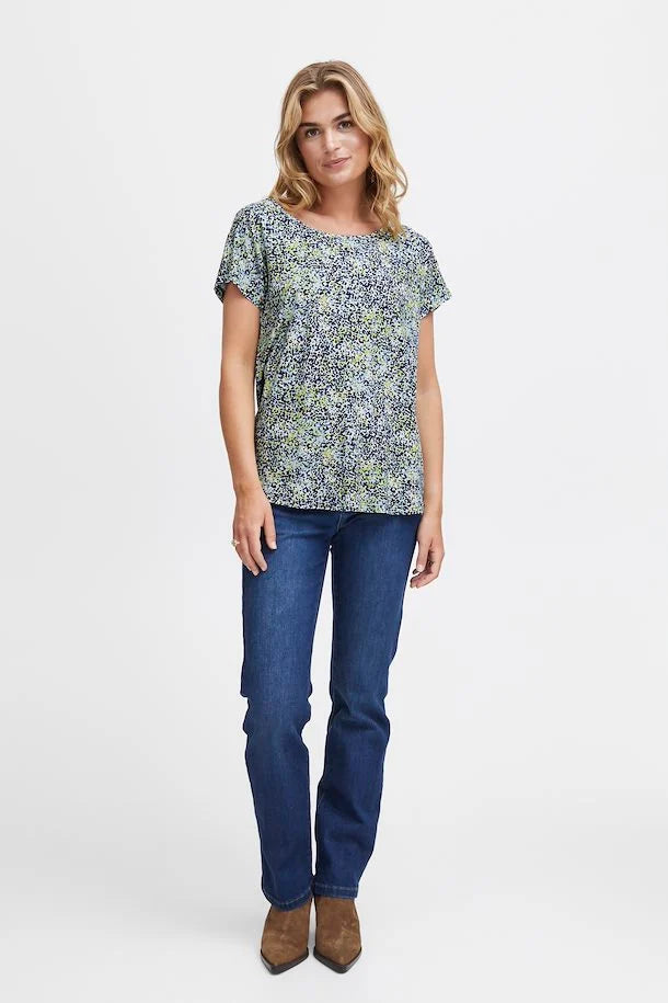 NAVY FLORA TEE