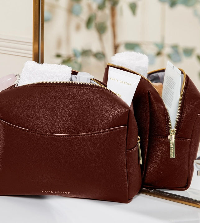CACAO SECRET MESSAGE WASH BAG