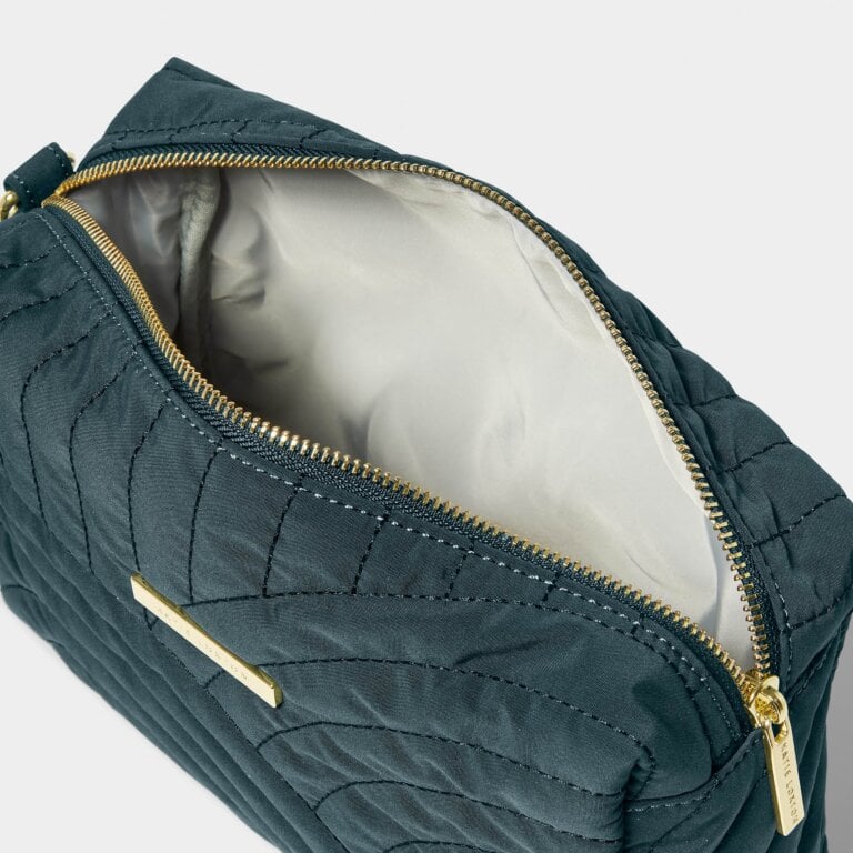 QUILTED WRISTLET DUSTY NAVY ORGANISER