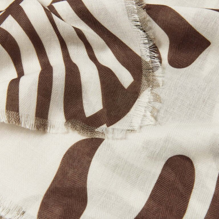 TROPICAL LEAF PRINTED SCARF