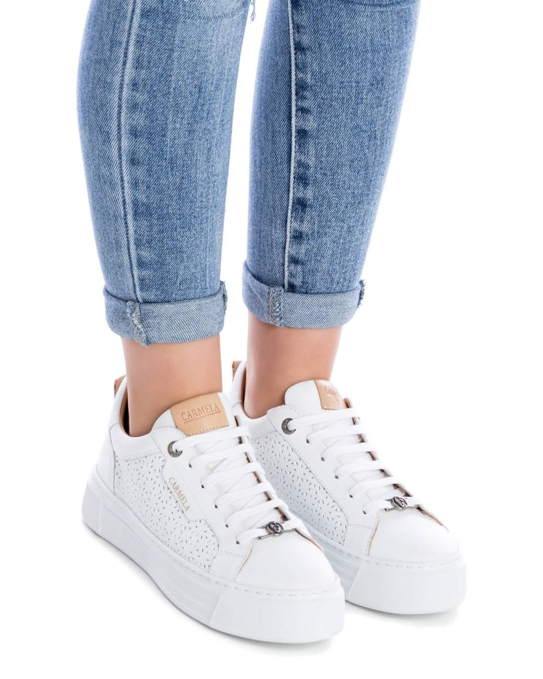 WHITE LEATHER TRAINERS