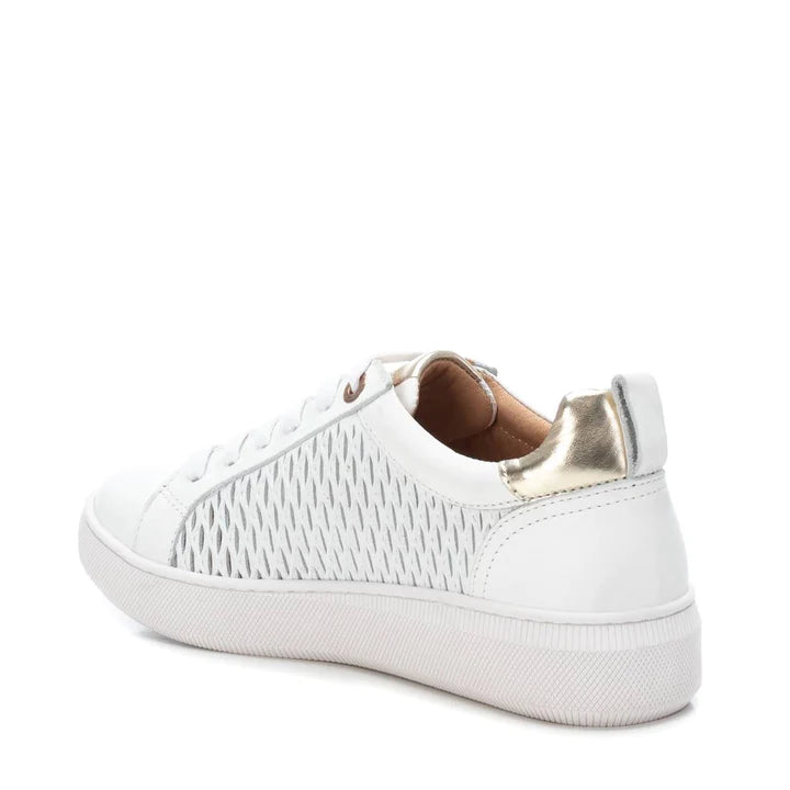 WHITE LEATHER SNEAKERS