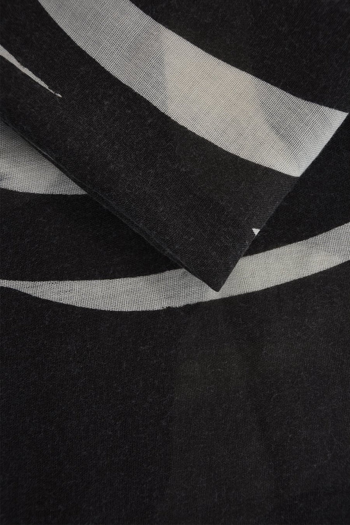 MONOCHROME SWIRL SCARF
