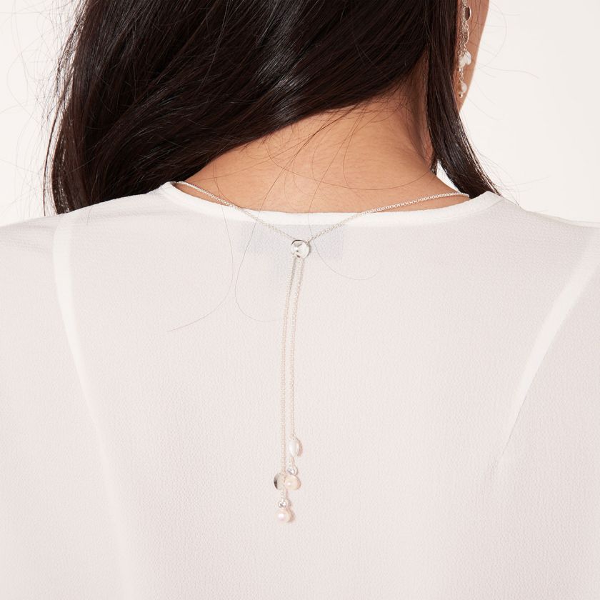 HAPPY EVER AFTER BOXED PEARL LARIAT LEAF NECKLACE