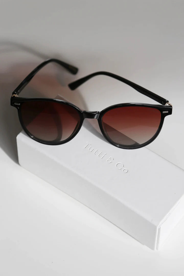 BREATHE SUNGLASSES