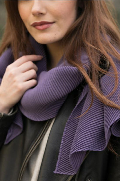 PLEATED SCARF