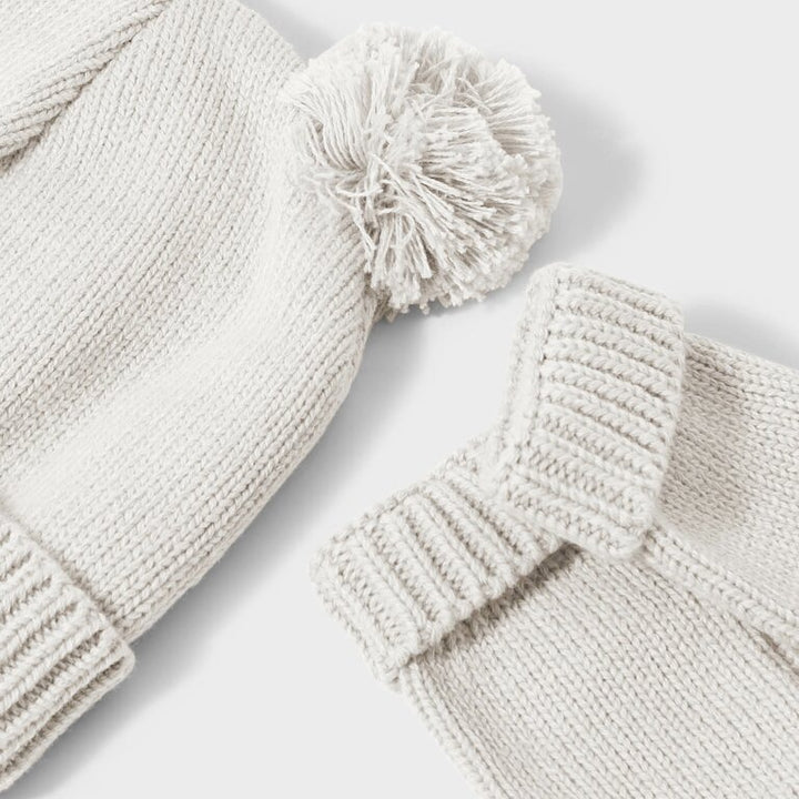 BABY HAT & MITTENS IN OFF WHITE