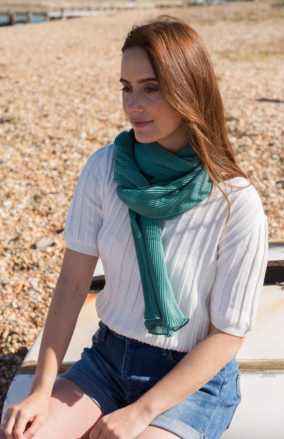 PLEATED SCARF