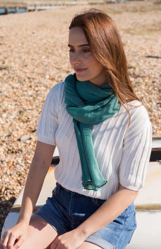 PLEATED SCARF