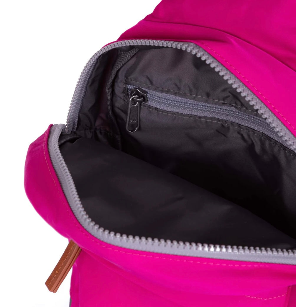 CANDY PINK LARGE WILLESDEN RECYCLED NYLON SLING BACK PACK